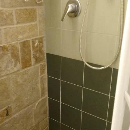 Via Crispi Apartamento